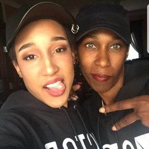 Meet your Posher, Latasha